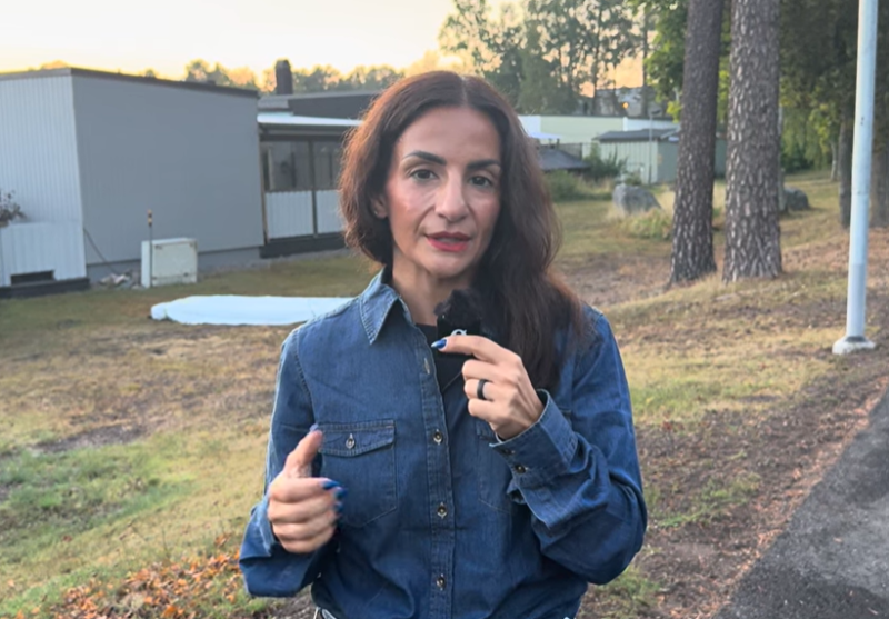 En hälsning från kulturministern Parisa Liljestrand inför Read Hour 2026